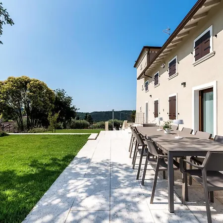 Holiday home In Sul Garda With Wi-fi Costermano